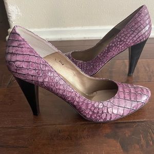 Vaneli Purple Crocodile Lolly Pumps